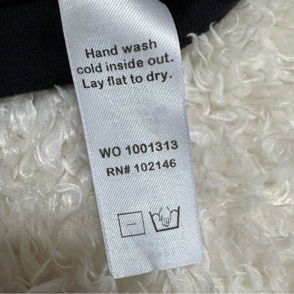 Michael Stars Black Gigi Striped Arm Sweatshirt Size Large NEW - Picture 9 of 11